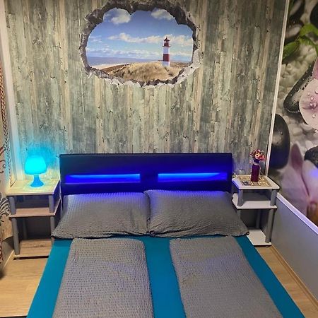 Hipokratios 3 Zimmer Mit Gemeinschaft Wc Фюрт Экстерьер фото
