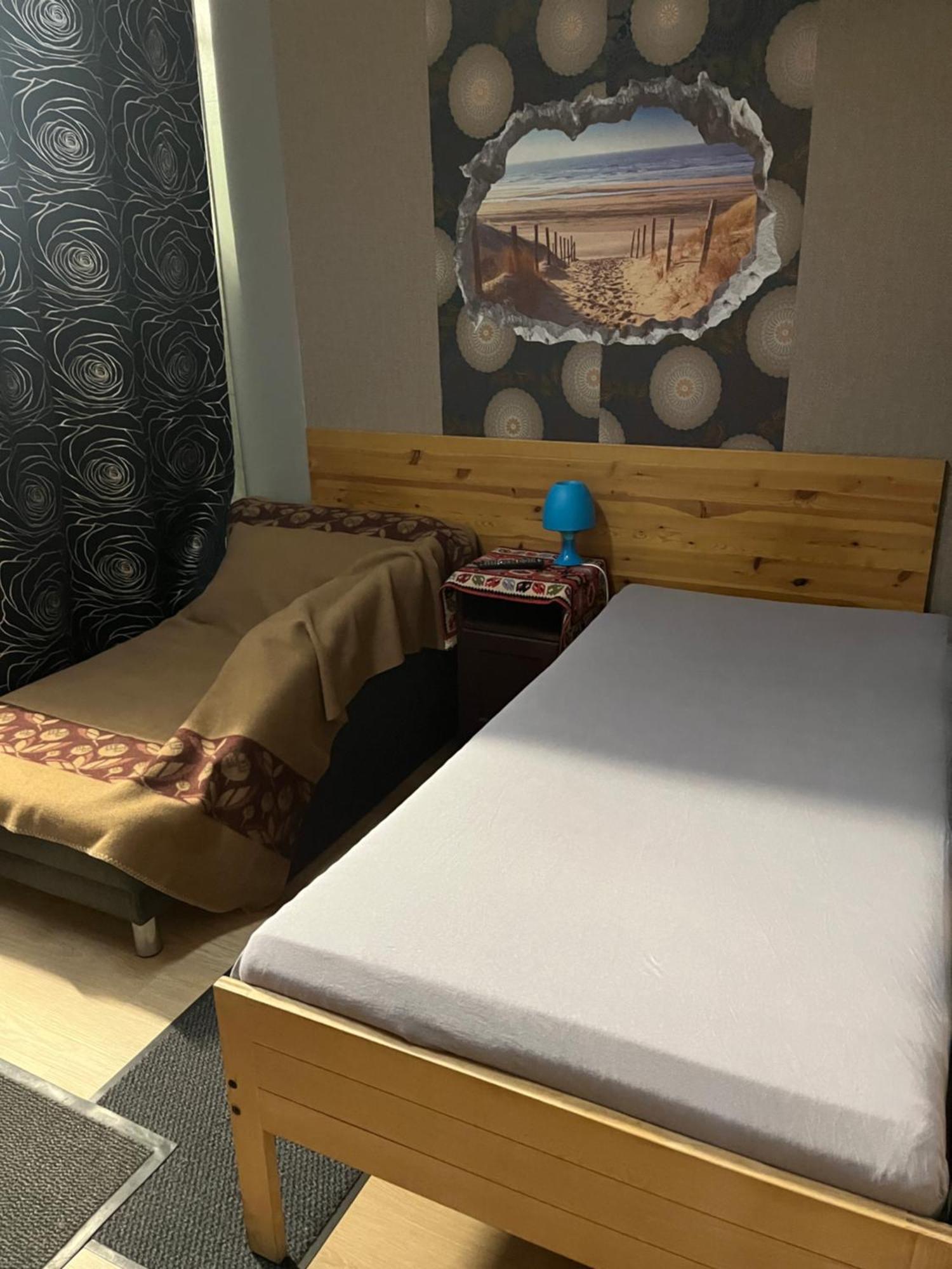 Hipokratios 3 Zimmer Mit Gemeinschaft Wc Фюрт Экстерьер фото